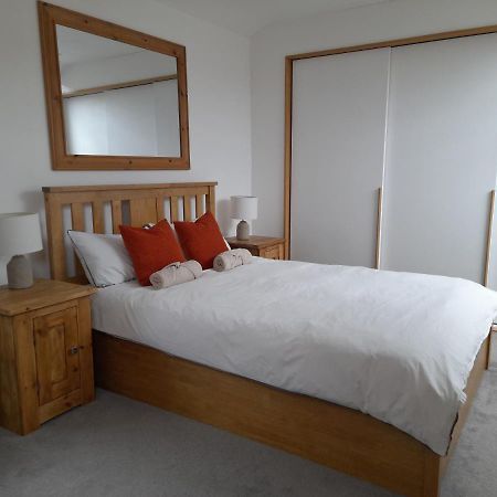 Converted Barn In Bath Esterno foto