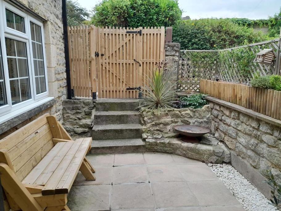 Converted Barn In Bath Esterno foto